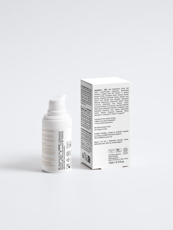 Dewy Glow Moisturising Cream - Image 4